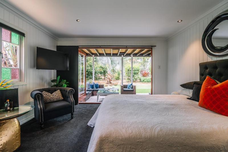 Balmoral Queenslander - image 5