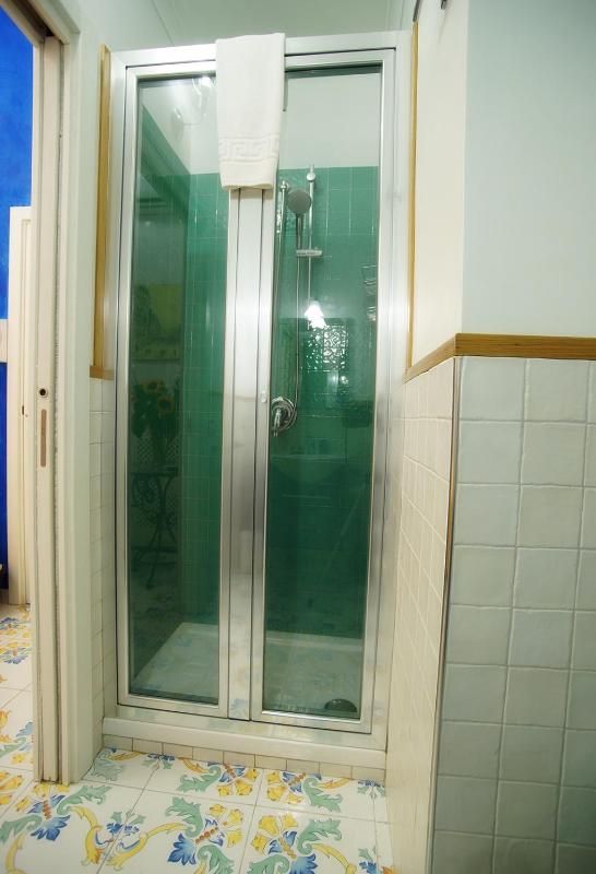 Double Room with Private Bathroom image 1