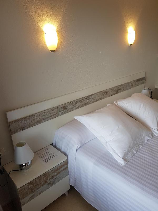 Hostal Ondina - image 34