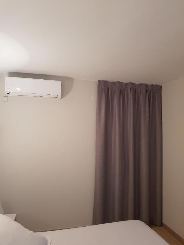 Twin Room with Terrace image 4