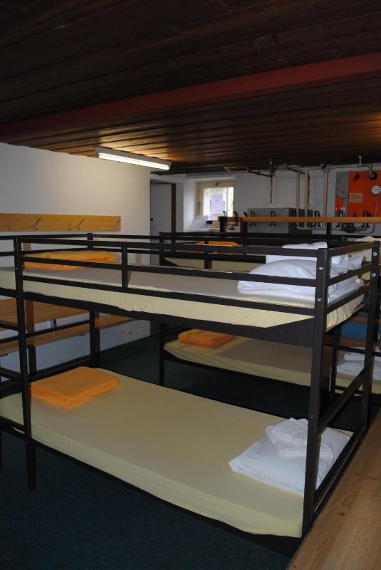 Single Bed in Mixed Dormitory Room image 4