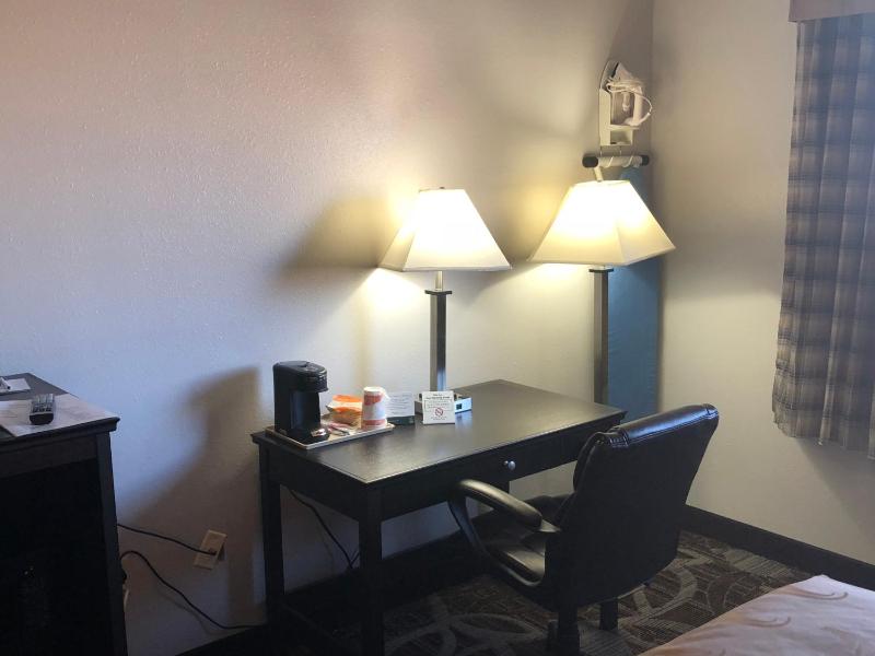 Double Room with Two Double Beds - Non-Smoking image 2