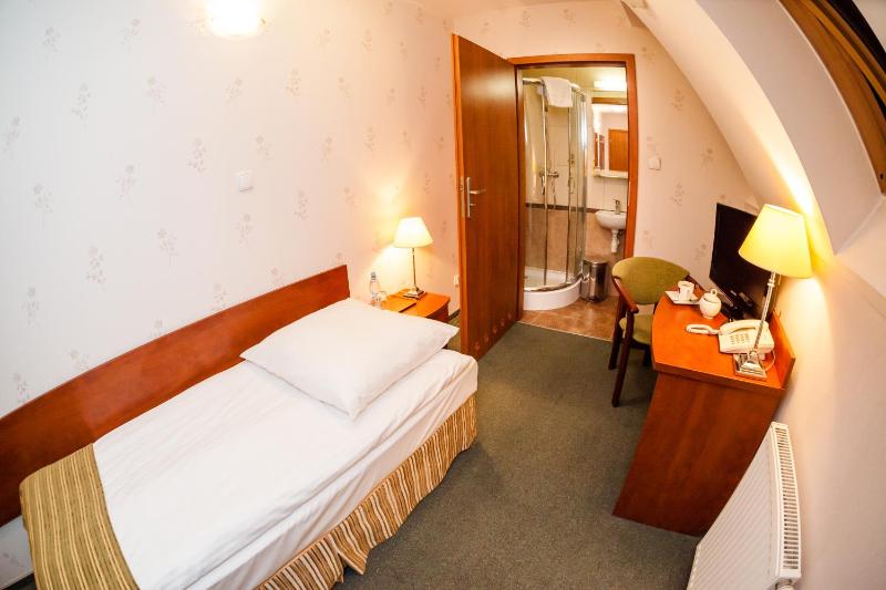 Single Room image 2