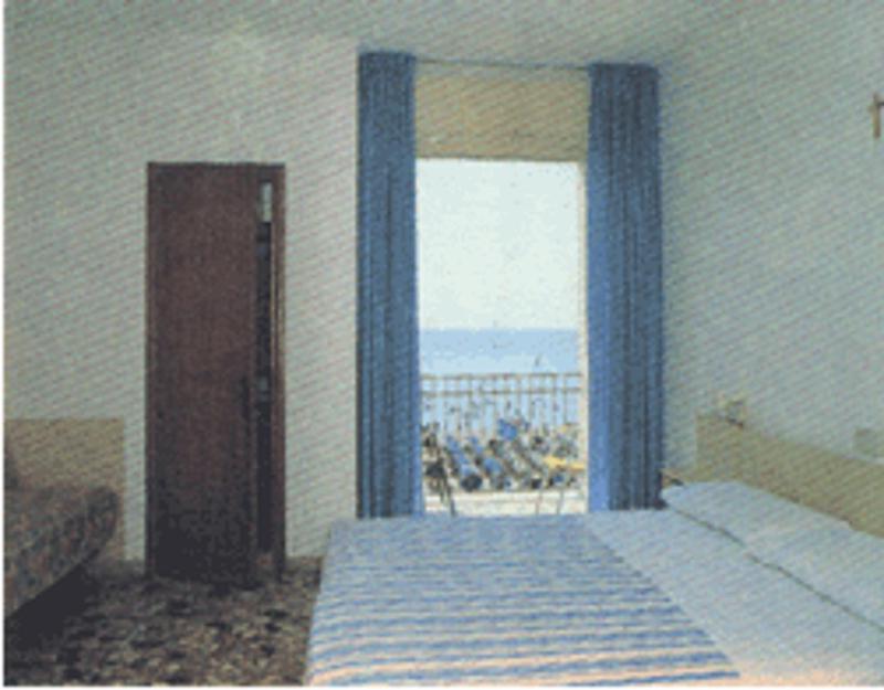 Hotel Playa e Mare Nostrum - image 26