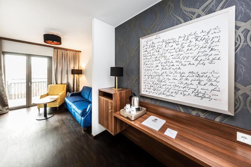 Best Western Plus Royal Suites - image 17