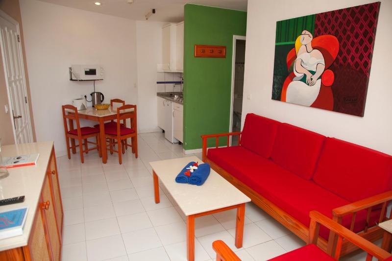 Premier Apartment (2 Adults + 1 Child) image 4