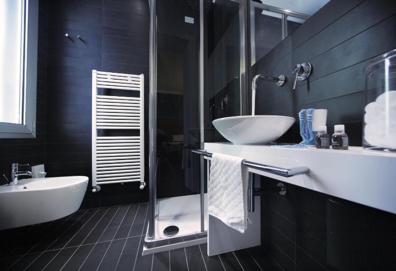 Superior Double or Twin Room image 3