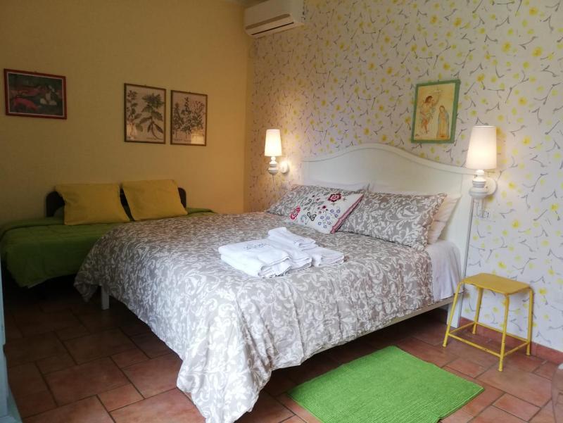 Double Room image 2