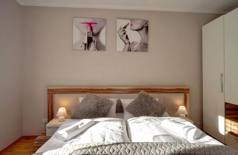 Apartment image 2