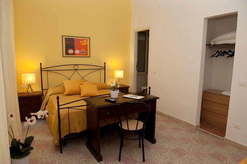 Double or Twin Room image 3