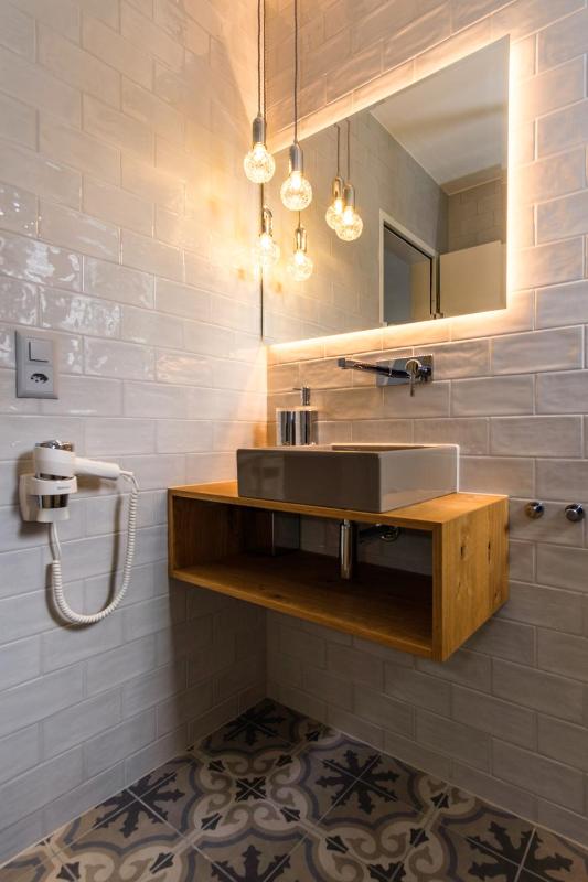Standard Triple Room image 4