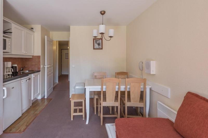 Prestige One-Bedroom Apartment (5 People) image 3