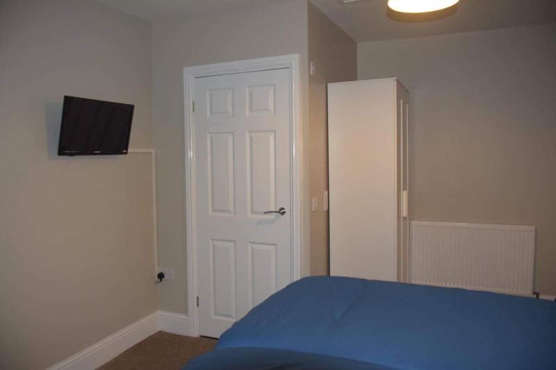 Double or Twin Room with Bathroom image 2