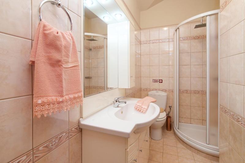 Madalena's Apartment - image 42