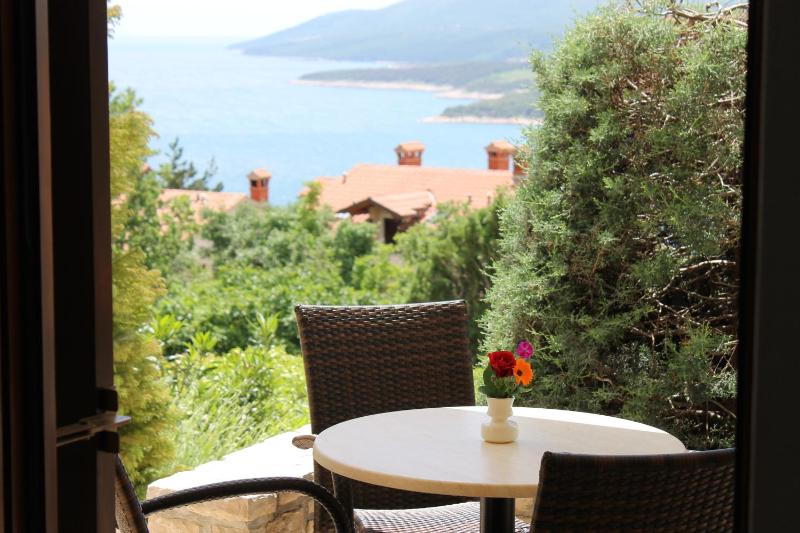 Superior One-Bedroom Apartment with Terrace and Sea View image 1