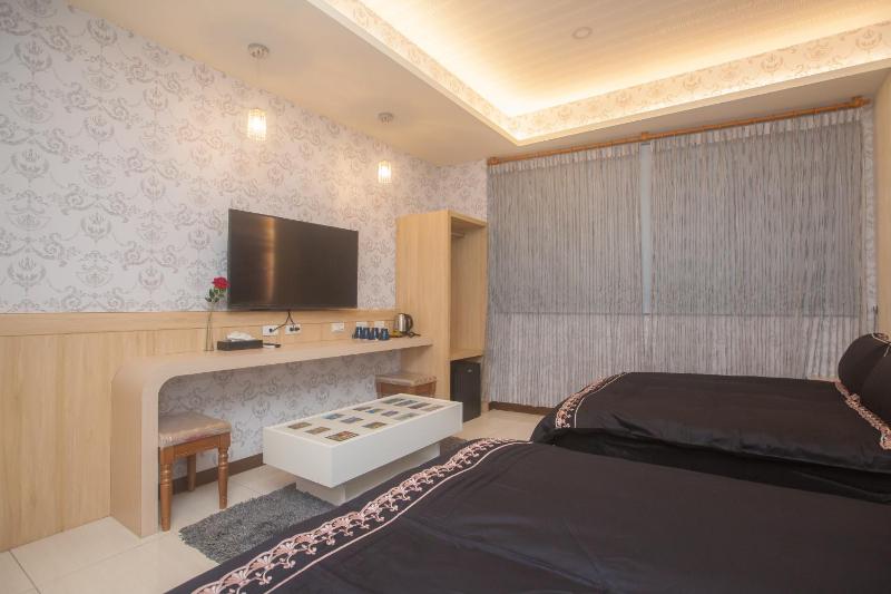 Waterfront Guesthouse - image 21