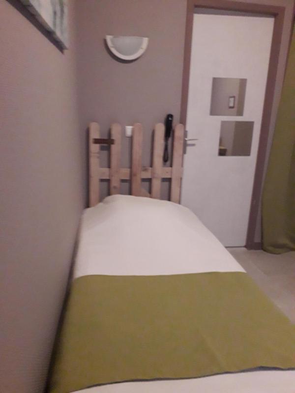 Single Room image 3