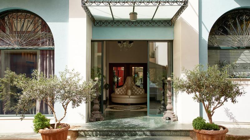 Dioni Boutique Hotel - image 6