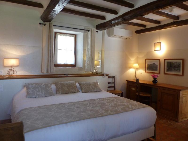 Superior Double Room image 2
