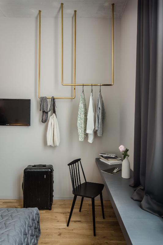 Bold Room image 4