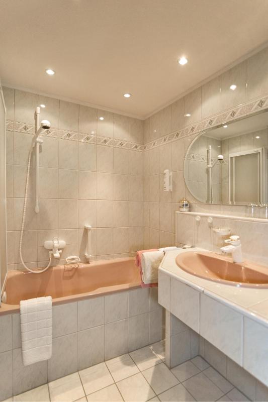 Superior Double Room image 3