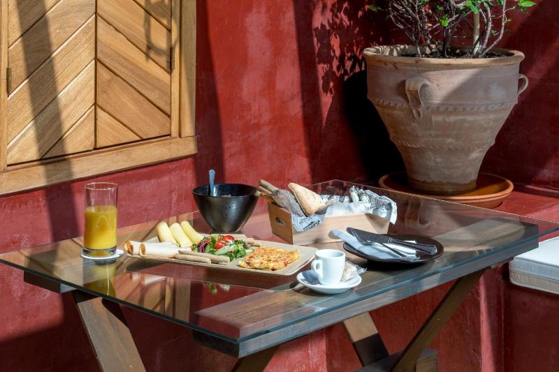 10GR Boutique Hotel & Wine Bar - image 9