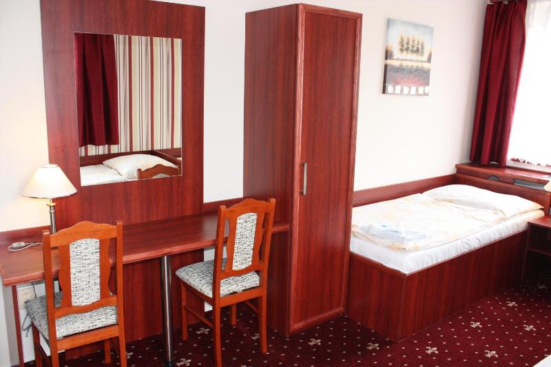 Triple Room image 4