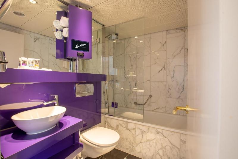 Junior Suite image 1