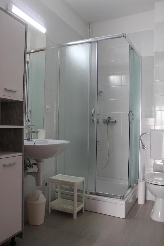 One-Bedroom Apartment with Balcony and Sea View - Second Floor image 3