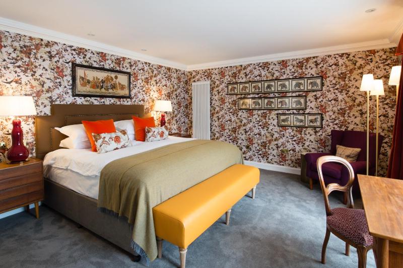 Signature Suite image 2