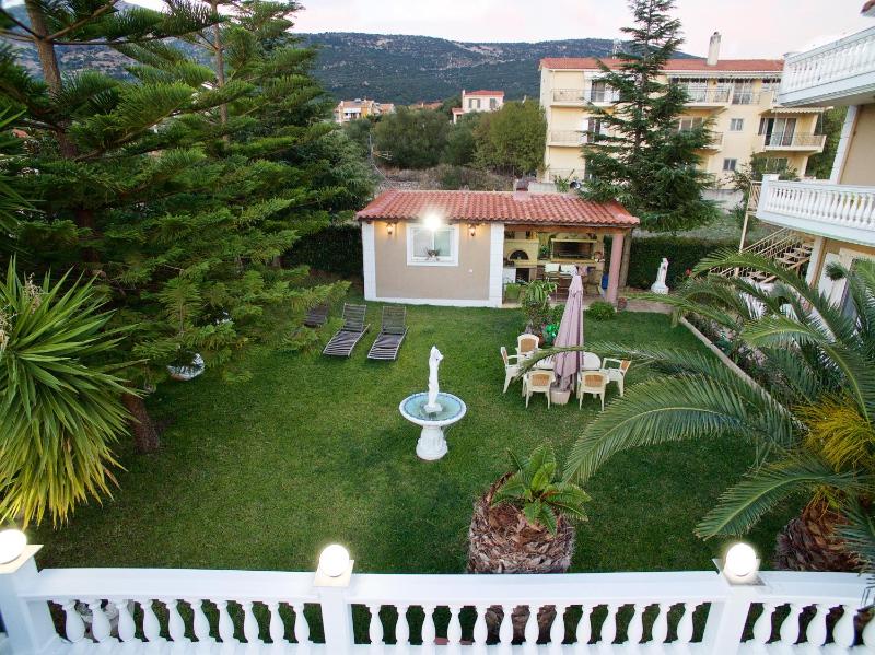 Madalena's Apartment - image 25