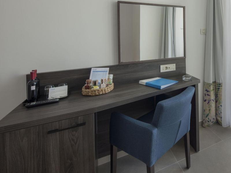 Economy Double Room image 2