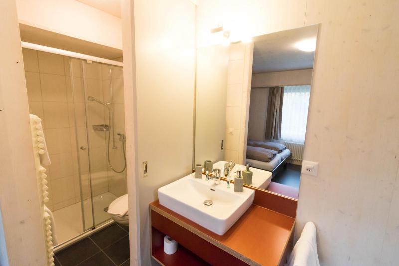 Standard Twin Room image 2