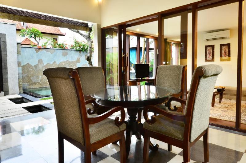 The Khayangan Dreams Villa Seminyak - image 15