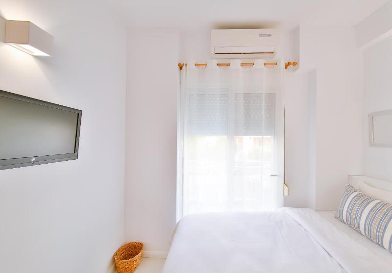 Dias Hotel - image 50
