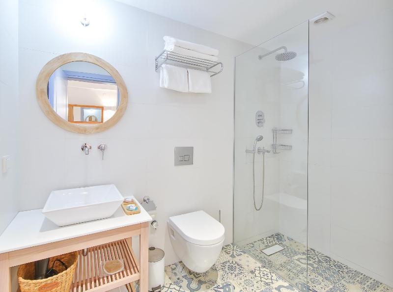 Dias Hotel - image 38