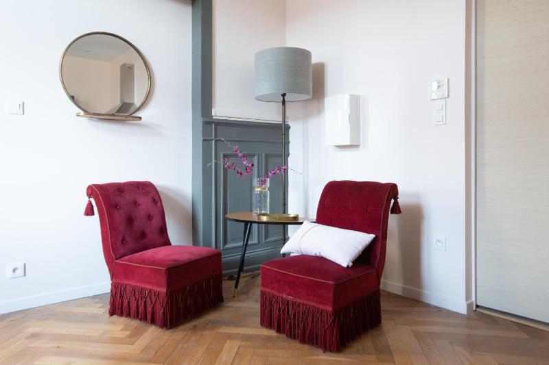One-Bedroom Apartment - Venise image 2