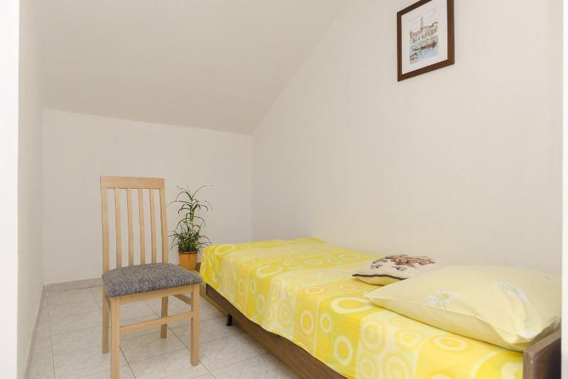 One-Bedroom apartment Standard image 3