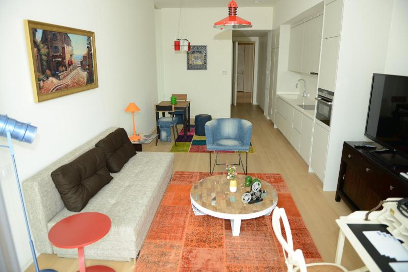 Family apartment with sea view (5 adult )  image 2