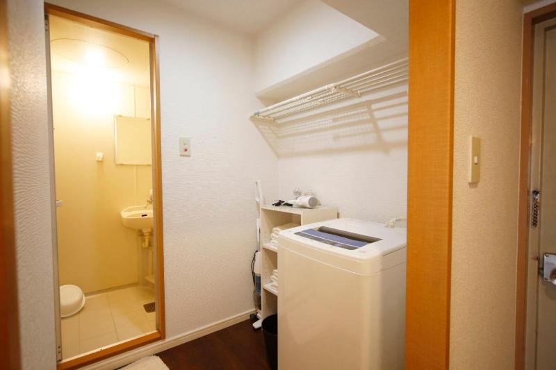 Minoshima Apartment 707 - image 5