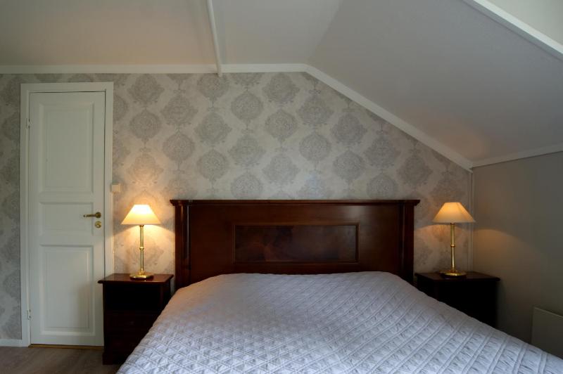 Double Room image 4