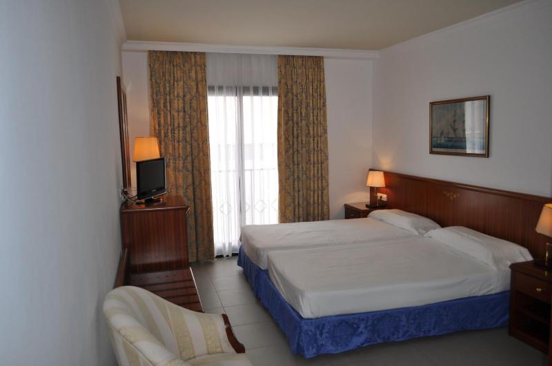 Standard Double or Twin Room with Balcony image 1