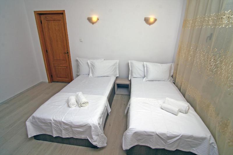 Nirvana Accommodation - image 7