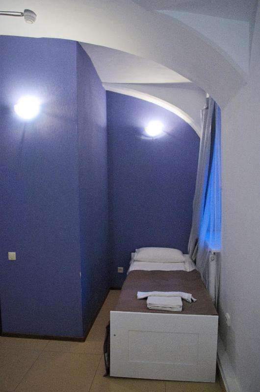 Comfort Triple Room image 3