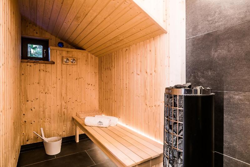 TatryTop Figaro 44 Chalet - image 33