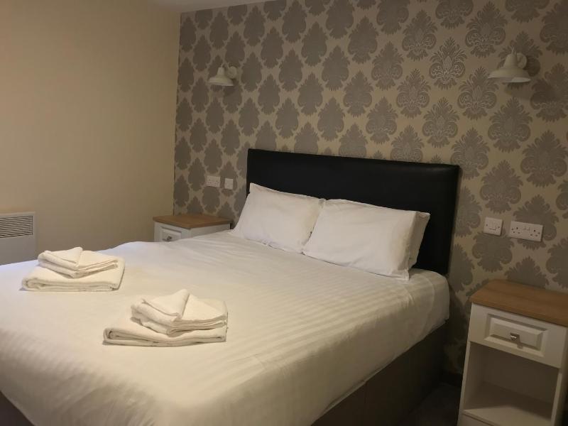 Double Room image 1