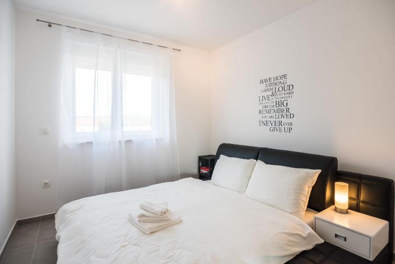 Two-Bedroom Apartment with Terrace image 3