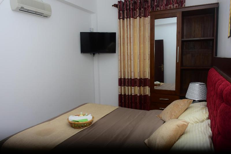Shinic Holiday Inn - image 19