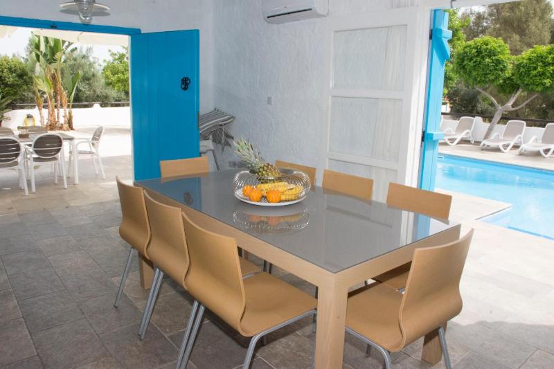 Villa with Sea View image 4