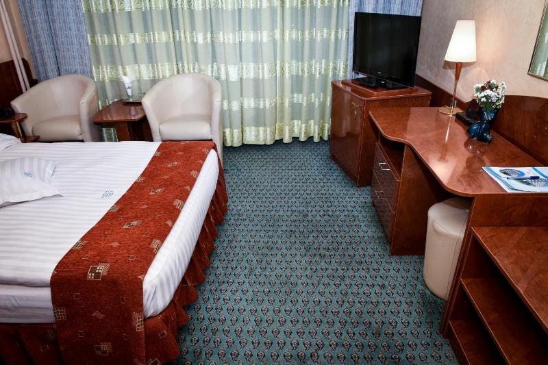 Superior Single Room image 1